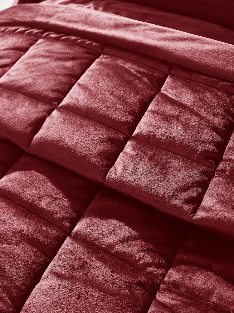 Catherine Lansfield Burgundy Kingsley Matt Velvet Quilted Bedspread - Image 3 of 3