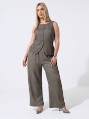 Yours Curve Brown Limited Waistcoat - Image 2 of 5