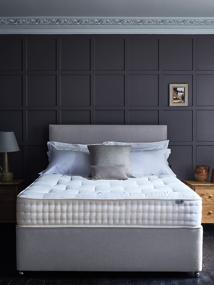 Sleepeezee 2800 Natural Mattress - Image 1 of 3