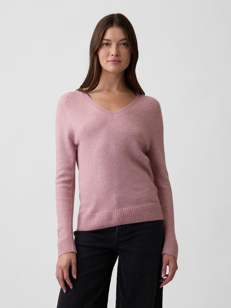 Gap Light Mauve Relaxed Lightweight V-Neck Jumper - Image 1 of 5 Gap Light Mauve Relaxed Lightweight V-Neck Jumper - Image 1 of 5