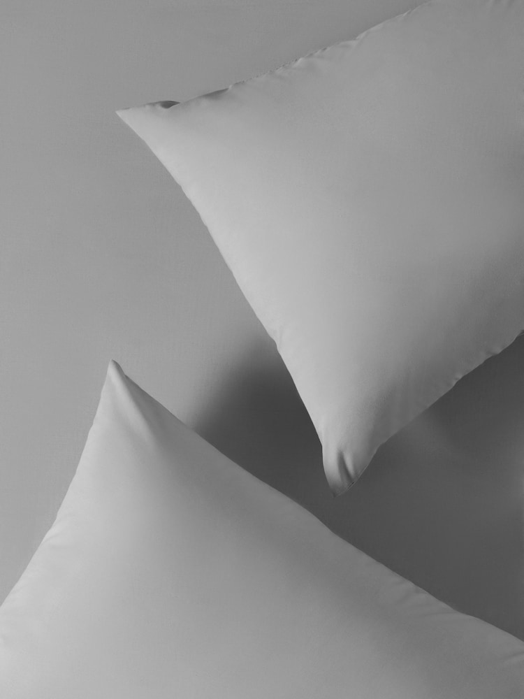 Set of 2 Grey Easy Care Polycotton Pillowcases - Image 1 of 4