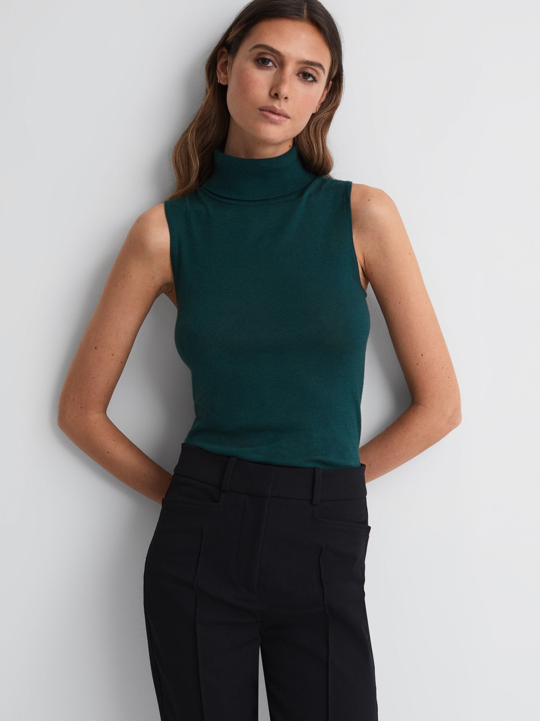 Sleeveless roll neck top hot sale