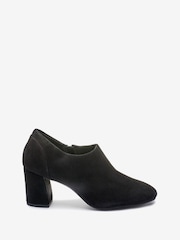 črna Suede - Čevlji z zaprto peto Forever Comfort® z motionflex - Slika 2 iz 6