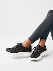 Black Active Sports Gym Trainers - Image 1 of 1