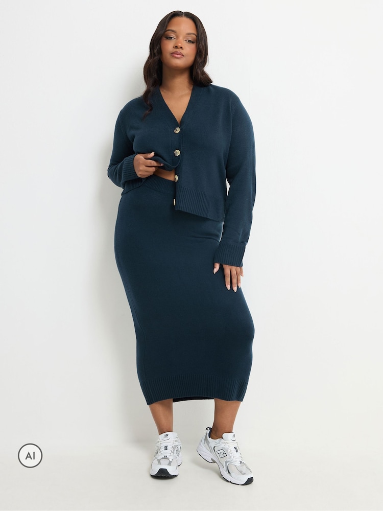 Yours Curve Blue Limited Knitted Maxi Skirt - Image 2 of 6 Yours Curve Blue Limited Knitted Maxi Skirt - Image 2 of 6
