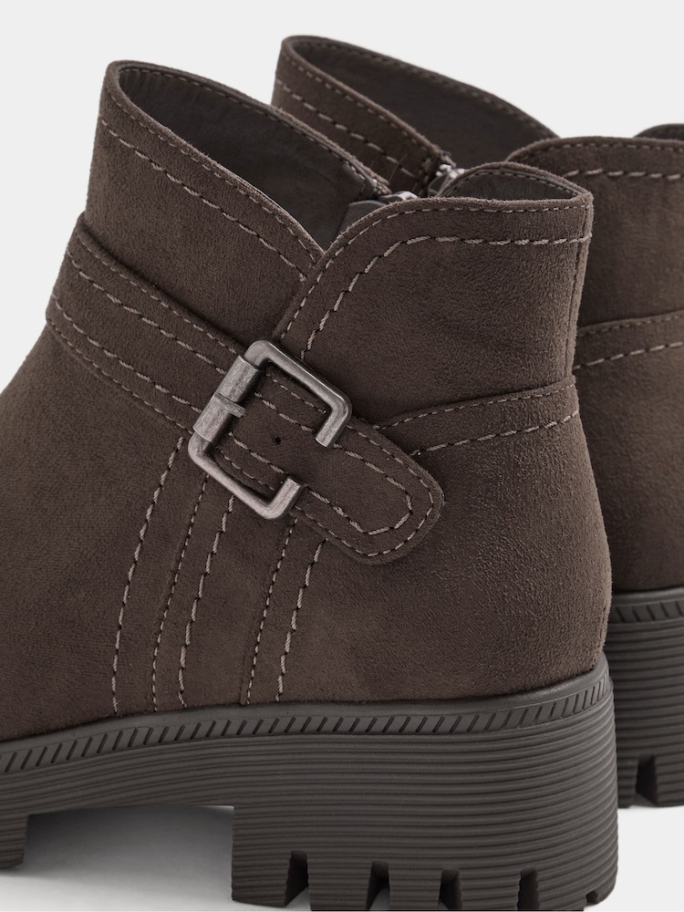 Yours Curve Brown Wide Fit Buckle Detail Low Wedge Boots - Image 5 of 5 Yours Curve Brown Wide Fit Buckle Detail Low Wedge Boots - Image 5 of 5