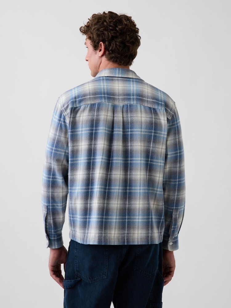 Gap Blue Check Relaxed Straight-Hem Flannel Shirt - Image 2 of 4 Gap Blue Check Relaxed Straight-Hem Flannel Shirt - Image 2 of 4