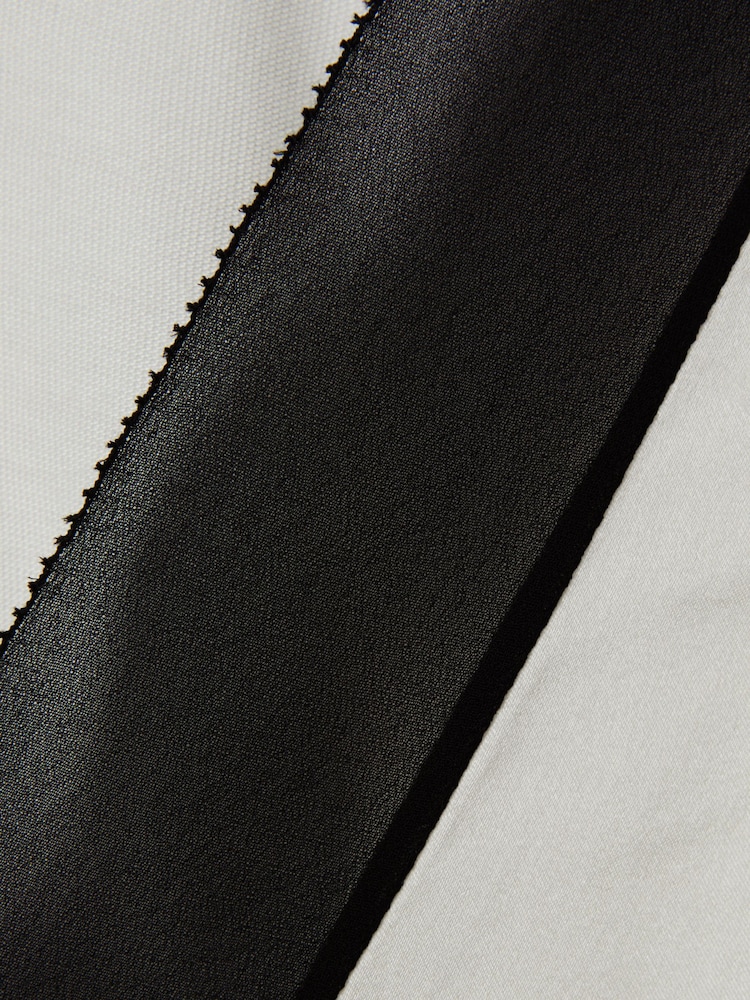 Reiss Ivory/Black Pippa Silk Front Colourblock Vest - Image 6 of 6