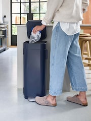 Joseph Joseph Blue Porta 40L Kitchen Bin - Image 2 of 4