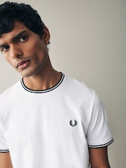 Fred Perry Twin Tipped Logo T-Shirt - Image 4 of 7