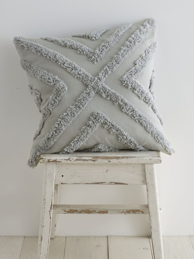 Pineapple Elephant Silver Diamond Tufted 100% Cotton Cushion - Image 1 of 3