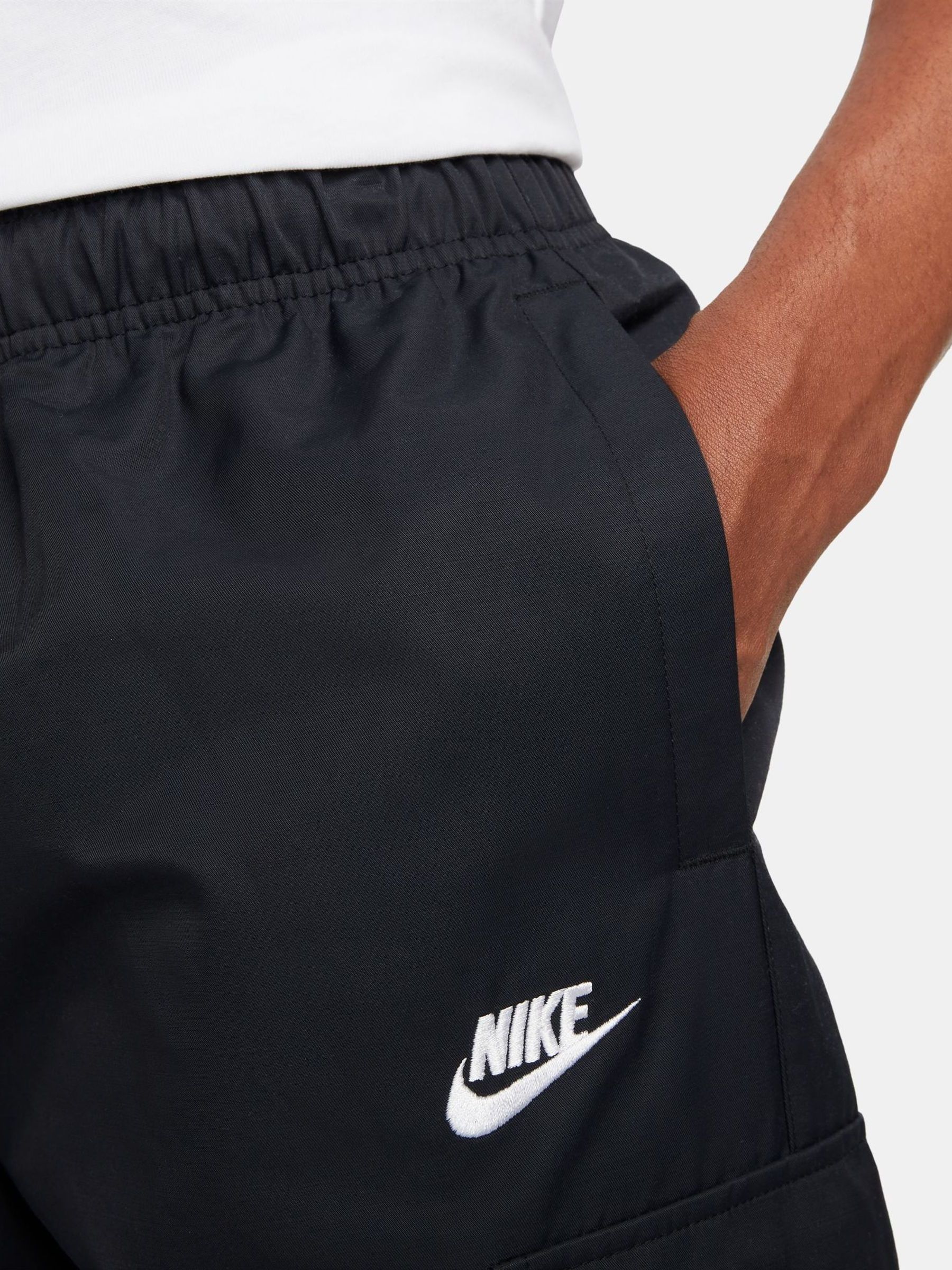 nike black repeat joggers