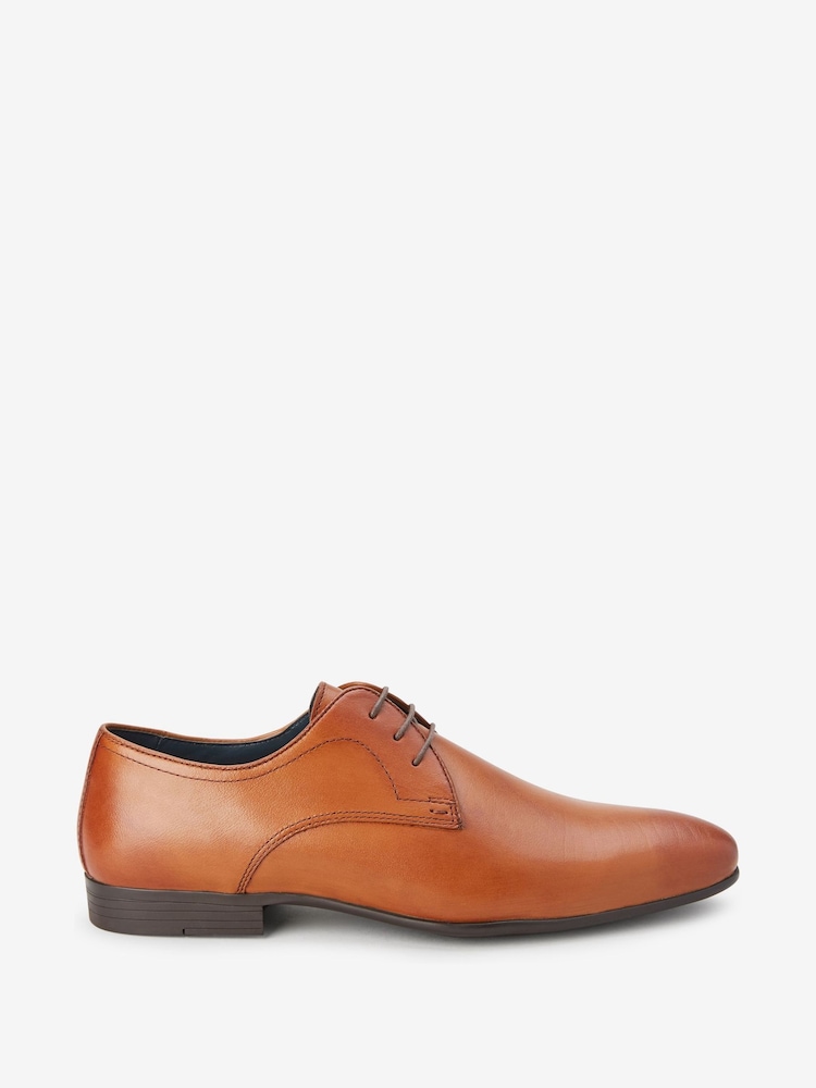 Hellbraun - Unifarbene Derby-Schuhe aus Leder - Bild 1 von 1