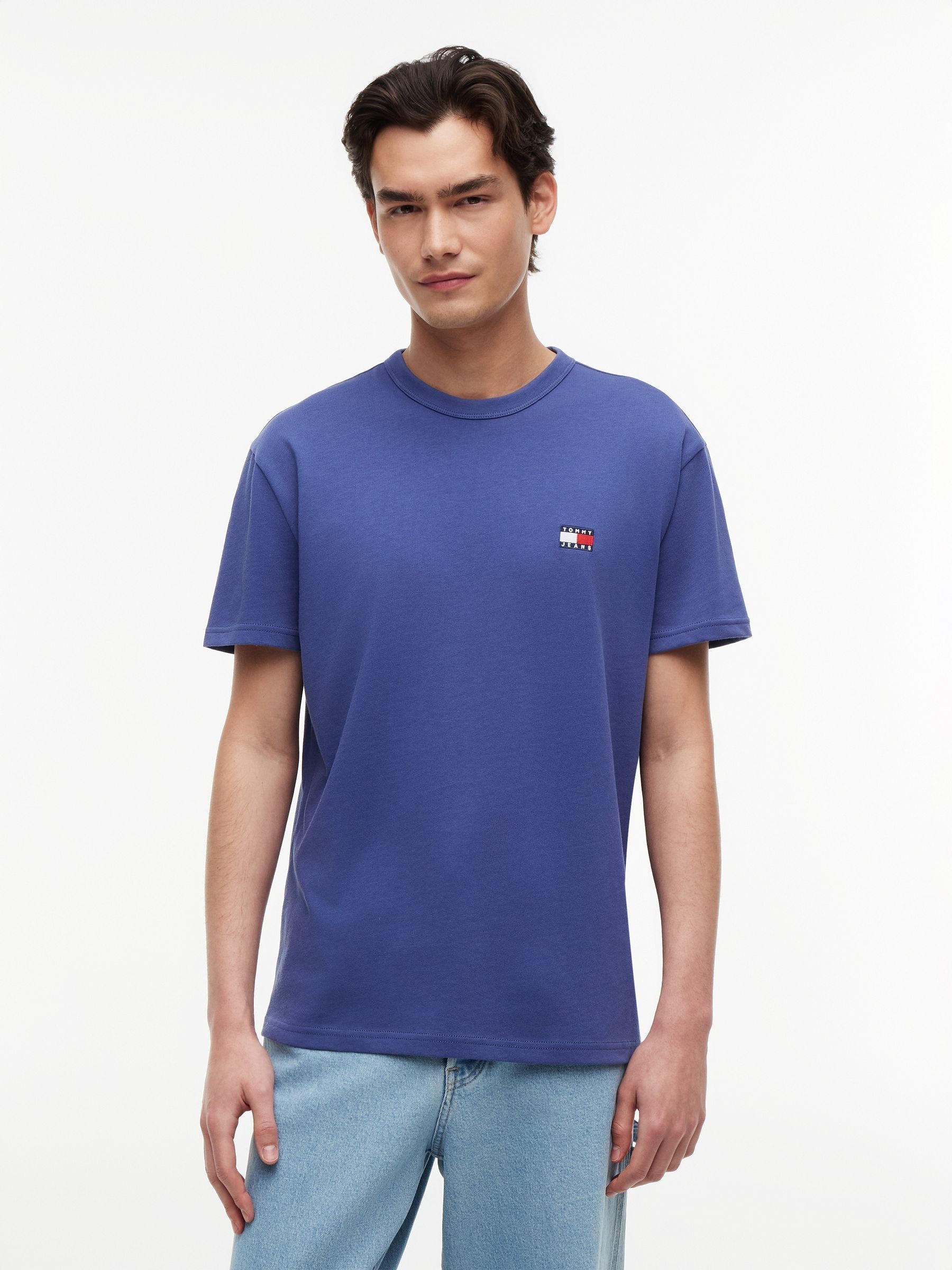 Tommy Jeans Men's Blue Badge T-Shirt Medium - Image 4
