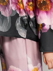Rosa geblümt - B by Ted Baker – Pyjama aus Satin mit Blumenmuster und Knopfleiste - Bild 7 von 11