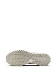Nike White React Pegasus Trail 4 Running Trainers - Image 8 of 11