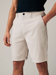 Grau - Chinoshorts aus Leinenmischung - Bild 1 von 9