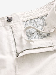 Grau - Chinoshorts aus Leinenmischung - Bild 7 von 9