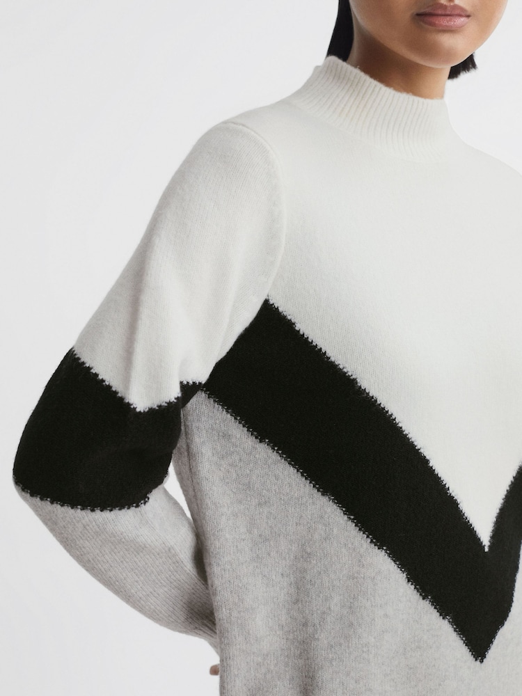 Reiss Ivory/Black Claude Colourblock Funnel Neck Jumper - Image 1 of 4
