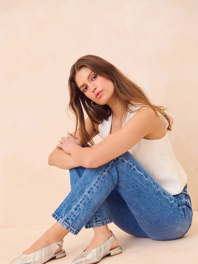 srebrna (barva); srebro - Usnjeni čevlji s paneli in paščkom čez peto Forever Comfort® - Slika 2 iz 8