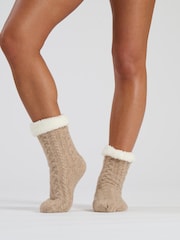 Beige - Loungeable Calcetines pantufla de chenilla cómodos para estar en casa - Imagen 2 de 3