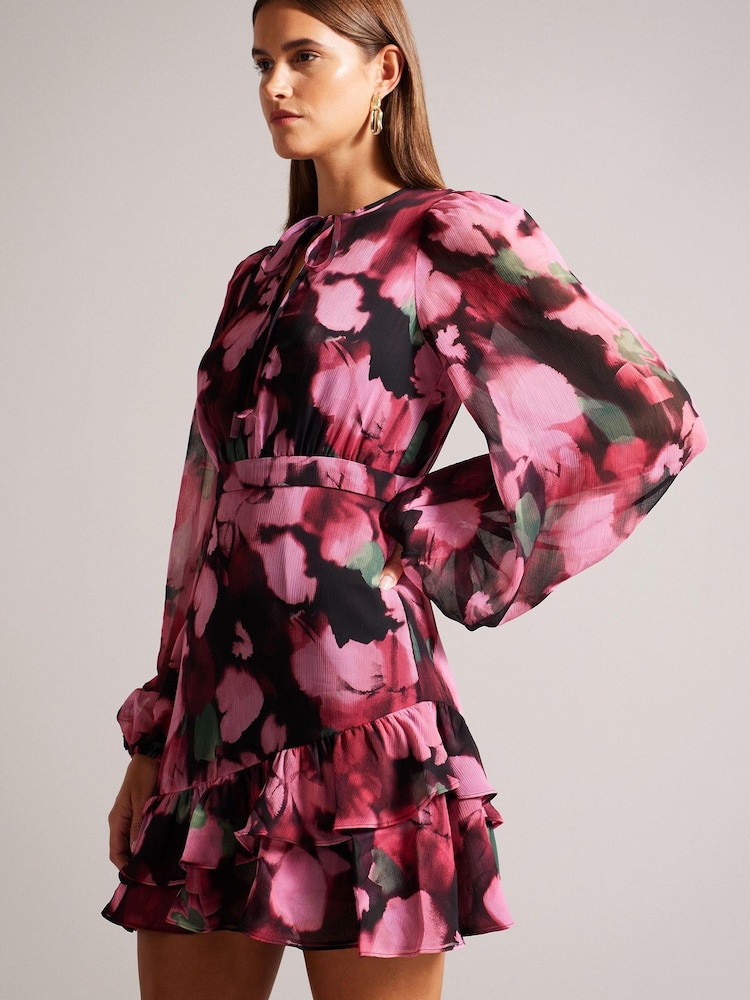 Ted Baker Grayda Minikleid mit asymmetrischem Rüschenbesatz, Rosa - Bild 1 von 6 Ted Baker Grayda Minikleid mit asymmetrischem Rüschenbesatz, Rosa - Bild 1 von 6