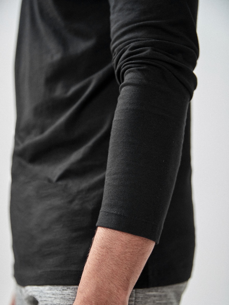 Noir - Slim Fit (Slim Fit) - T-shirt à manches longues de cou d'équipage - Image 4 of 5