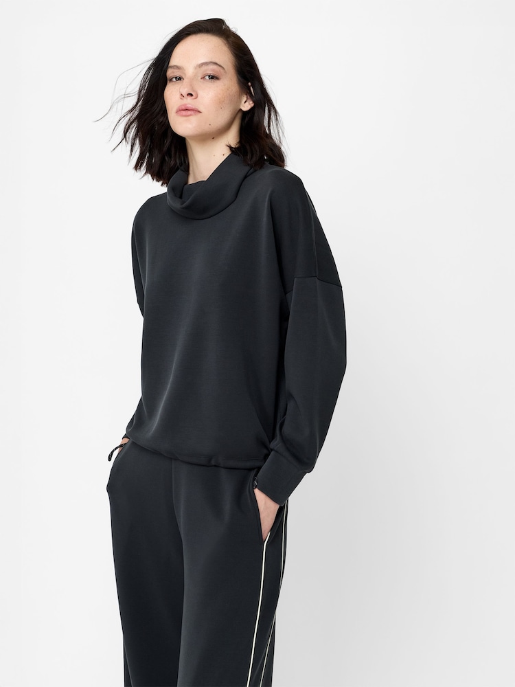 French Connection Wren Turtle Neck Toggle Waist Sweat Shirt - Larawan 2 ng 5