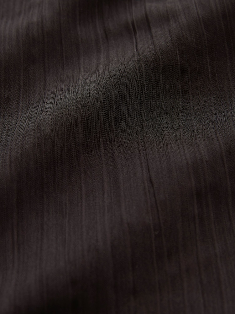 Black Tie Sleeve Textured Collared V-Neck Blouse - Image 7 of 7 Black Tie Sleeve Textured Collared V-Neck Blouse - Image 7 of 7