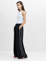 French Connection Wren Side Stripe Pleated Wide Leg Joggers - Larawan 1 ng 6
