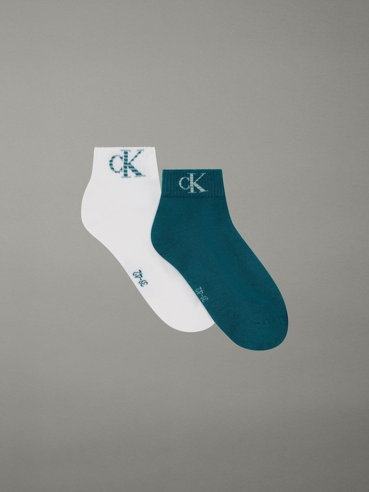 Weiß/Blaugrün - Calvin Klein Calvin Klein Monogram Socks 2 Pack - Bild 1 von 2 Weiß/Blaugrün - Calvin Klein Calvin Klein Monogram Socks 2 Pack - Bild 1 von 2