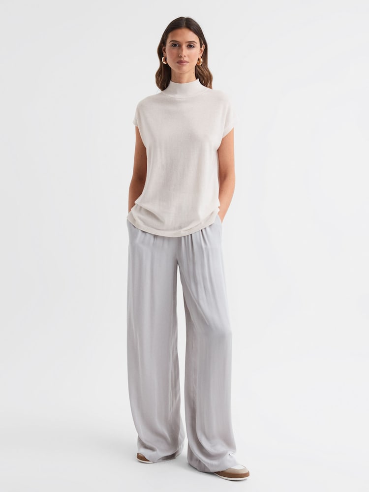 Reiss Stone Clara Wool Funnel Neck Sleeveless Jumper - Image 2 of 6