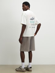 River Island White Oversized Racing Badge T-Shirt - Image 2 of 4