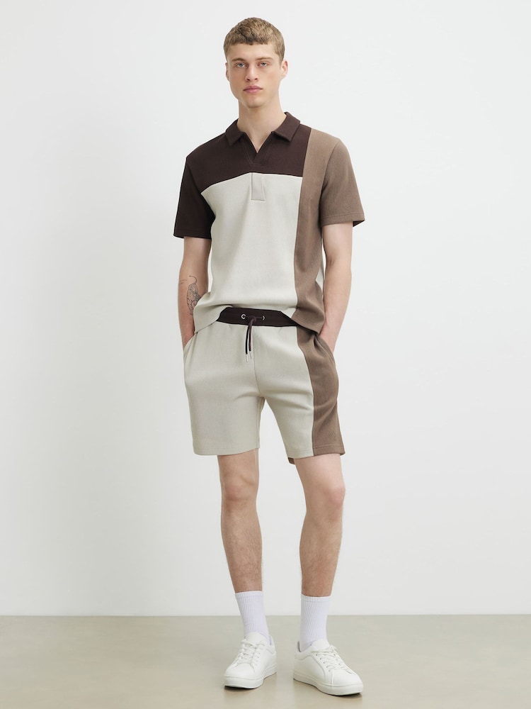 River Island Brown Slim Fit Ottoman Shorts - Image 2 of 4 River Island Brown Slim Fit Ottoman Shorts - Image 2 of 4