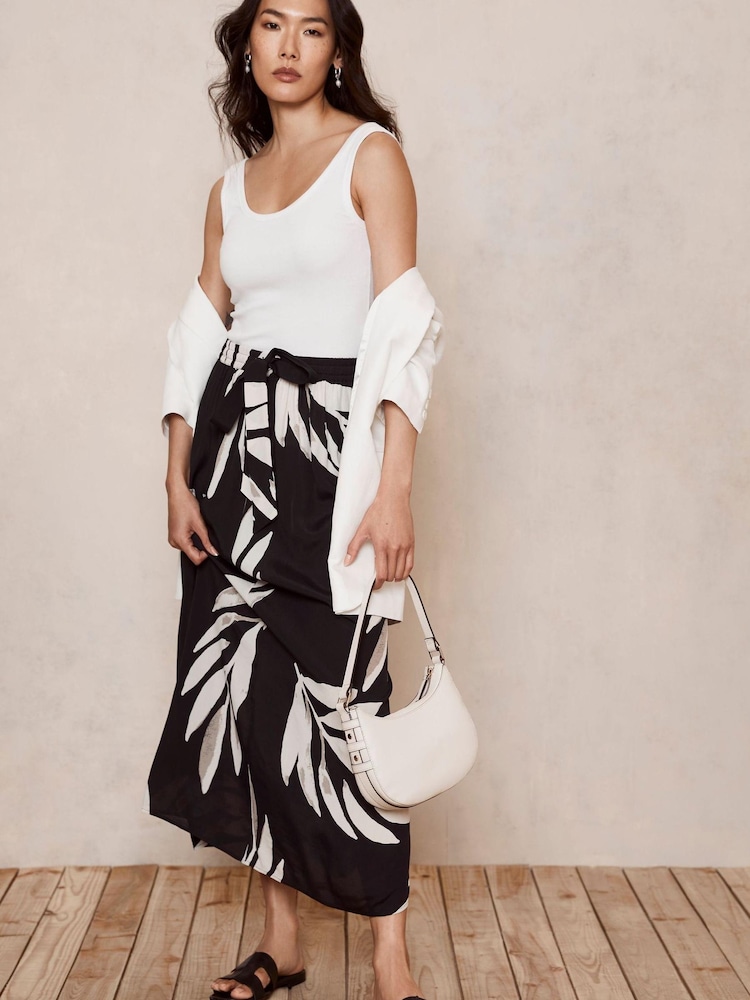Mint Velvet Black Poppy Print Maxi Skirt - Image 2 of 4