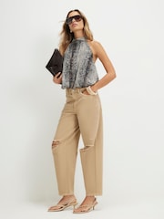 River Island Ripped Barrel Leg Jeans - תמונה 2 מתוך 4
