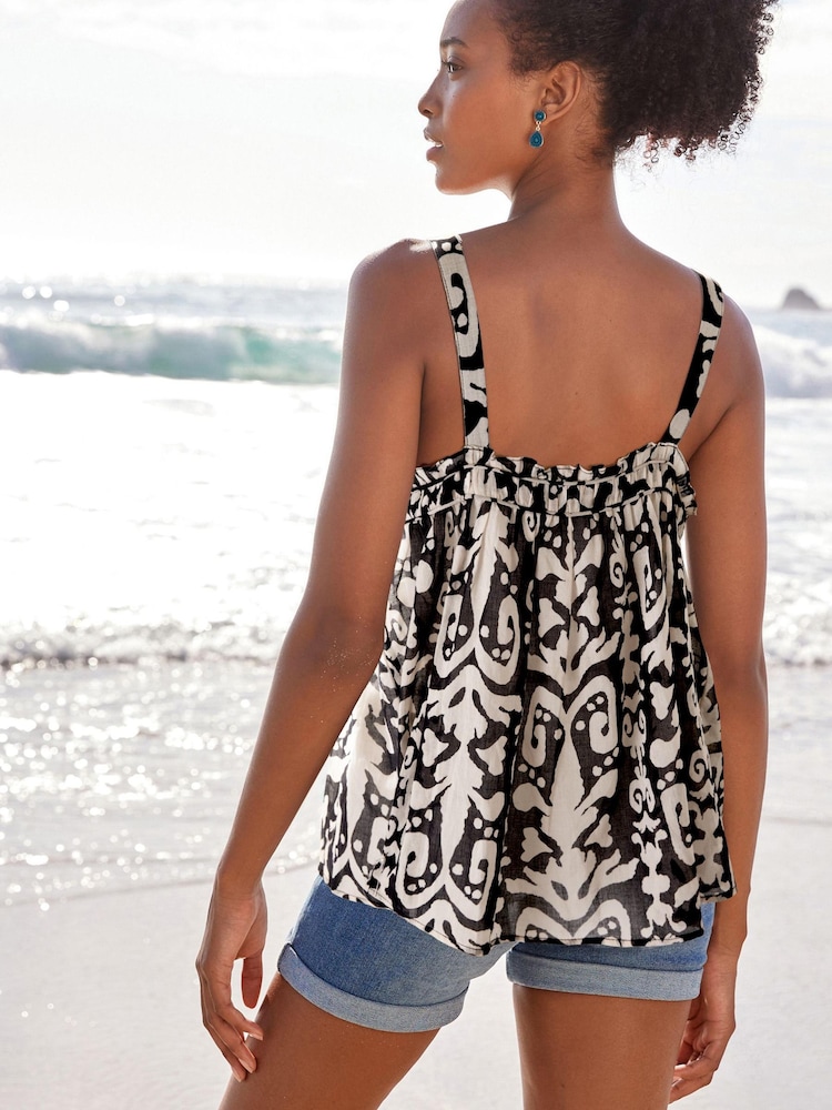 Black/White Print Sleeveless Cami Top - Image 2 of 5