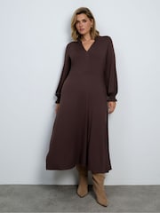 Castanho - Vestido midaxi de malha com amarração lateral Live Unlimited - Imagem 4 de 5