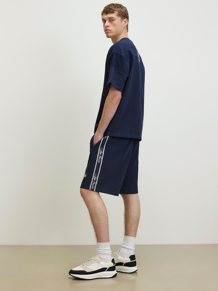 River Island Blue Regular Fit Ame Saint Shorts - Image 4 of 4 River Island Blue Regular Fit Ame Saint Shorts - Image 4 of 4