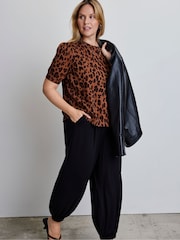 Live Unlimited Leopard Print Short Sleeve Knitted Jumper - Kuva 3 / 4