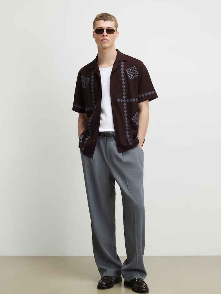 River Island Regular Fit izšuvuma Revere krekls - Attēls 4 no 4