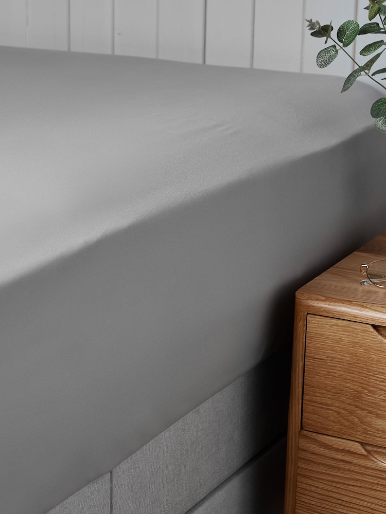 Silentnight Silver Supersoft Fitted Sheet - Image 2 of 4