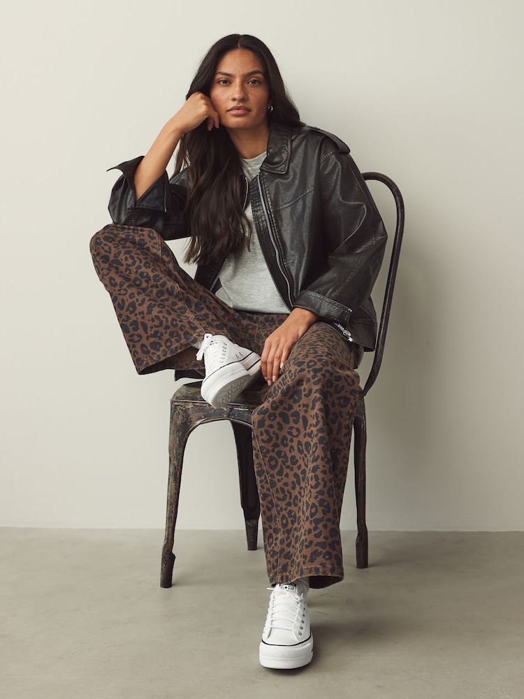 Converse Chuck Ox Lederturnschuhe mit Plateausohle - Bild 2 von 14 Converse Chuck Ox Lederturnschuhe mit Plateausohle - Bild 2 von 14
