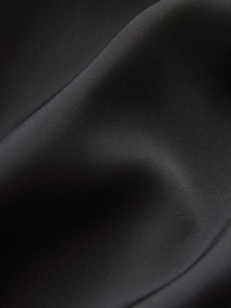 Schwarz - Blazer mit Paisleymuster-Futter - Bild 6 von 6