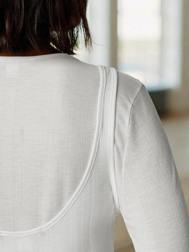 White Long Sleeve Double Layer Top - Image 4 of 4 White Long Sleeve Double Layer Top - Image 4 of 4