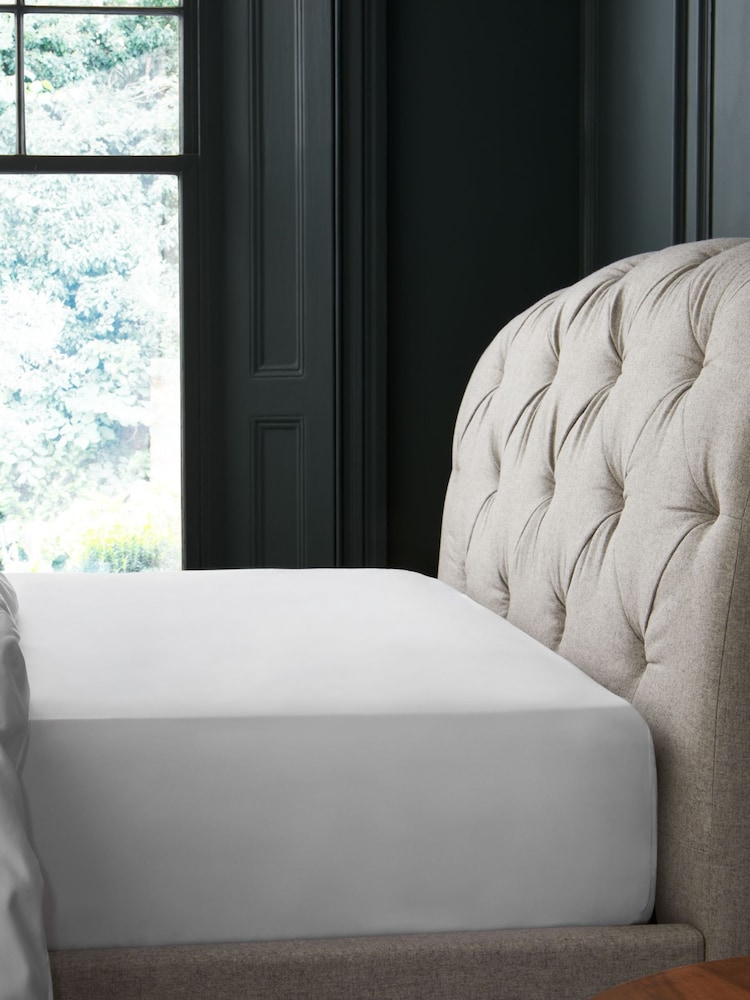 White Collection Luxe 1000 Thread Count 100% Cotton Sateen Extra Deep Fitted Sheet - Image 2 of 4