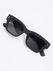 River Island Black Wayfarer Sunglasses - Image 3 of 5