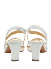 Lotus Open-Toe Strappy Sandals - Imagen 3 de 4