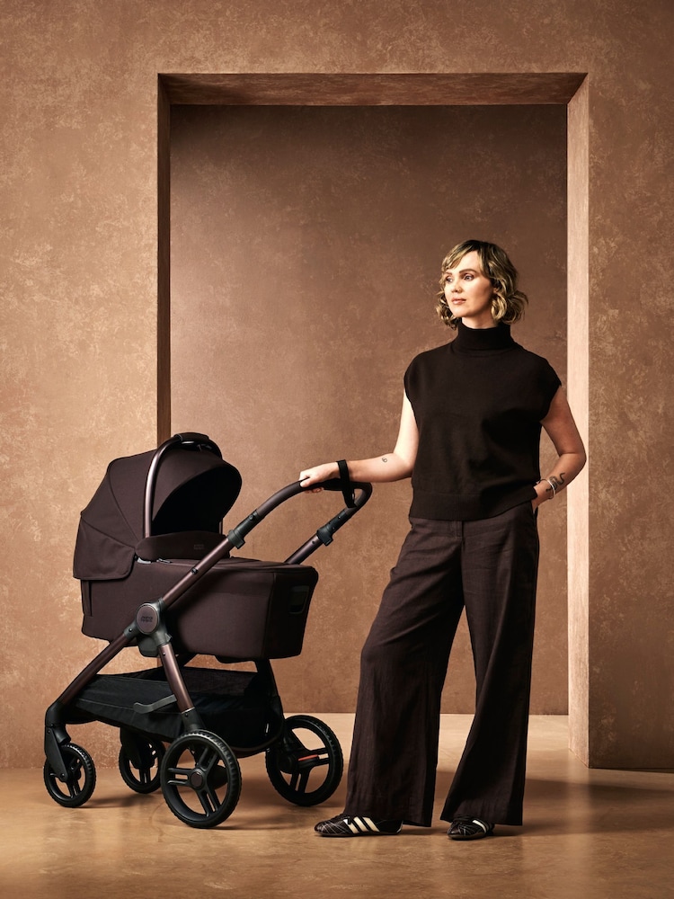 Mamas & Papas 8 Piece Americano Ocarro 2 Pushchair Travel Bundle with Car Bundle - Image 2 of 12 Mamas & Papas 8 Piece Americano Ocarro 2 Pushchair Travel Bundle with Car Bundle - Image 2 of 12