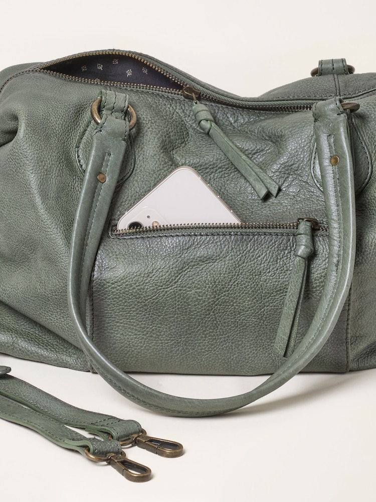 Vert - Sac bandoulière FatFace en cuir - Image 2 de 3